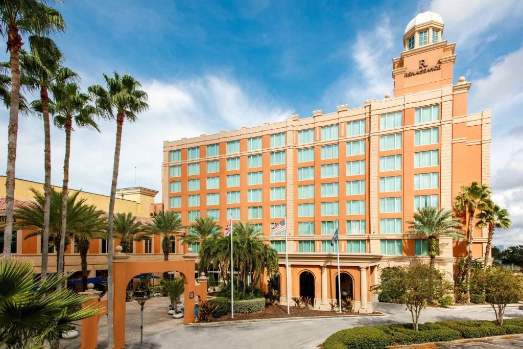 Renaissance Tampa International Hotel